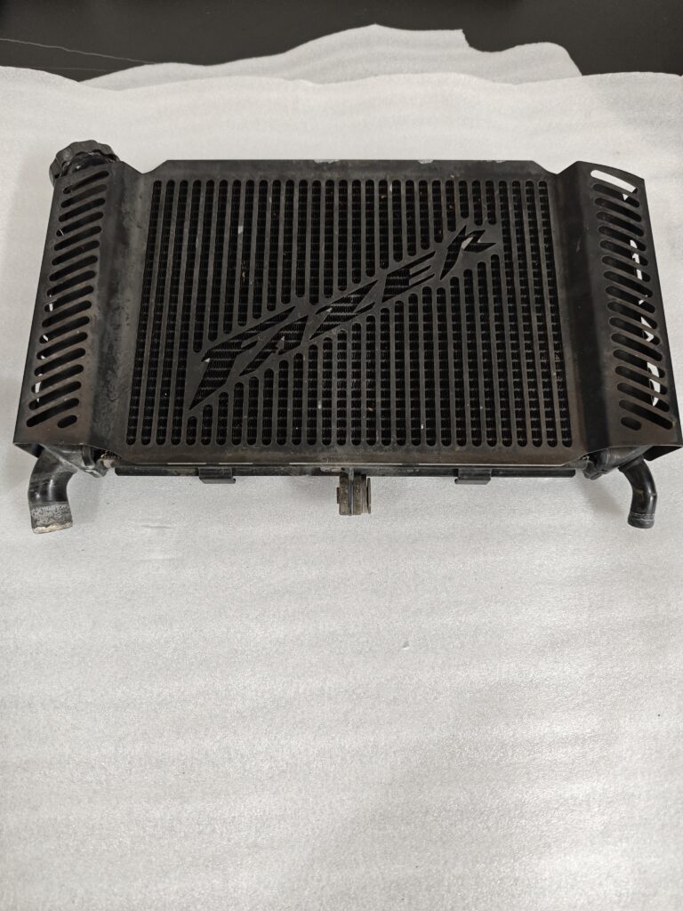 FAZER RADIATOR AND COVER 600 2007-2011 4S8124610000