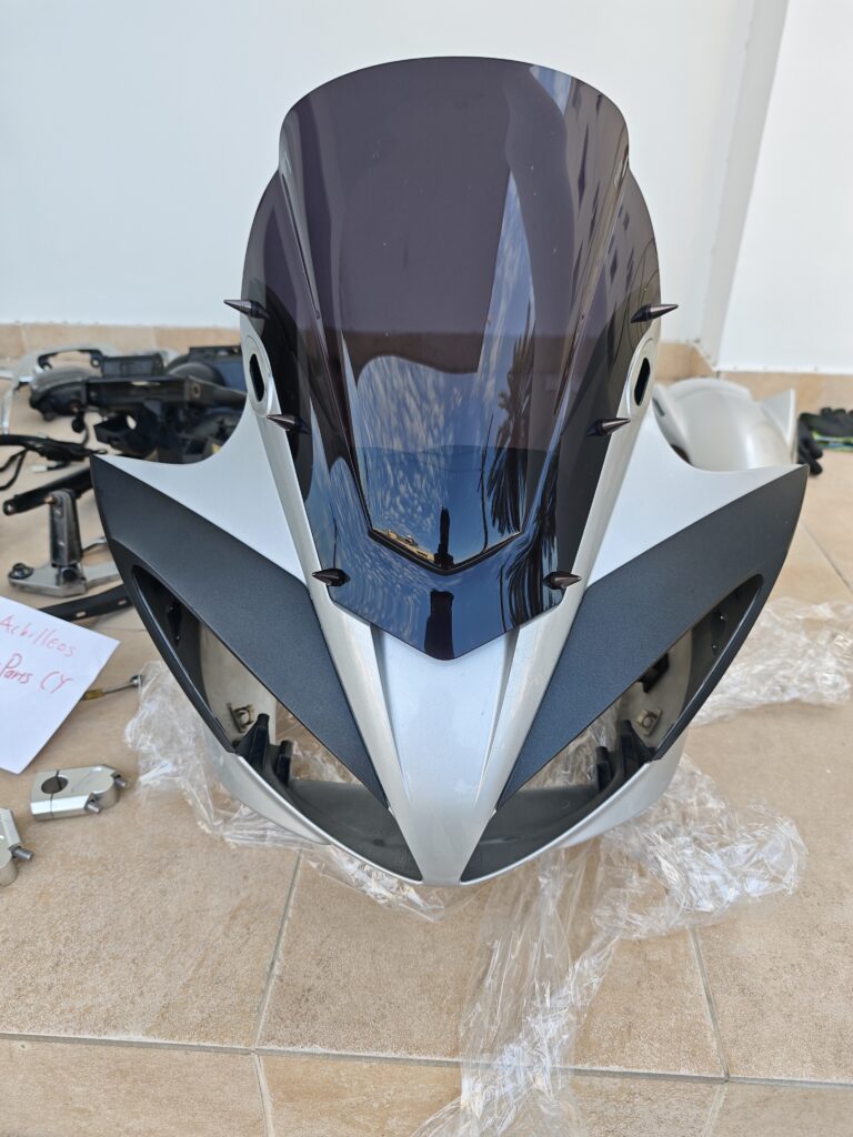 GENUINE OEM FRONT NOSE FAIRING COWL FAZER 600 ABS S2 4S8Y283G90P3 FZ6 COMPLETE