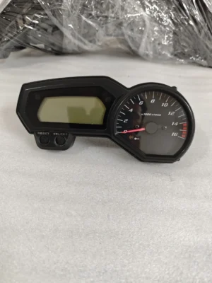 SPEEDOMETER ODOMETER FAZER S2 2007-2011 DASH CLOCKS INSTRUMENTS 5S2835002000