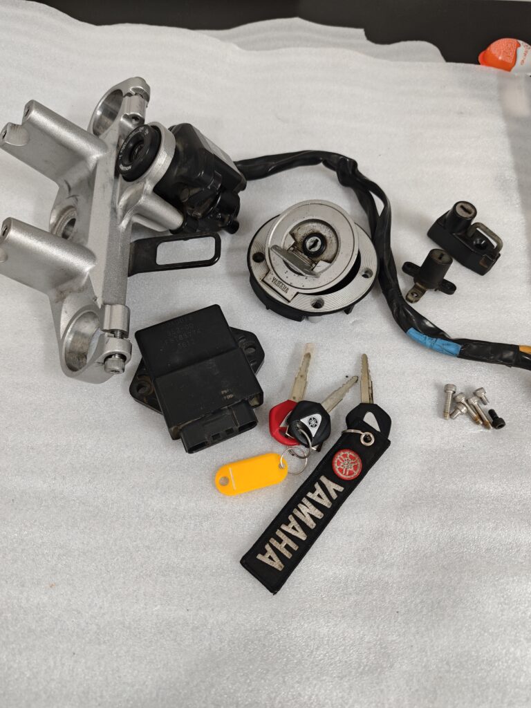 Yamaha FZ6-N ABS Fazer RJ14 2007 - 2011 CDI THREE KEYS ECU SET FAZER 600