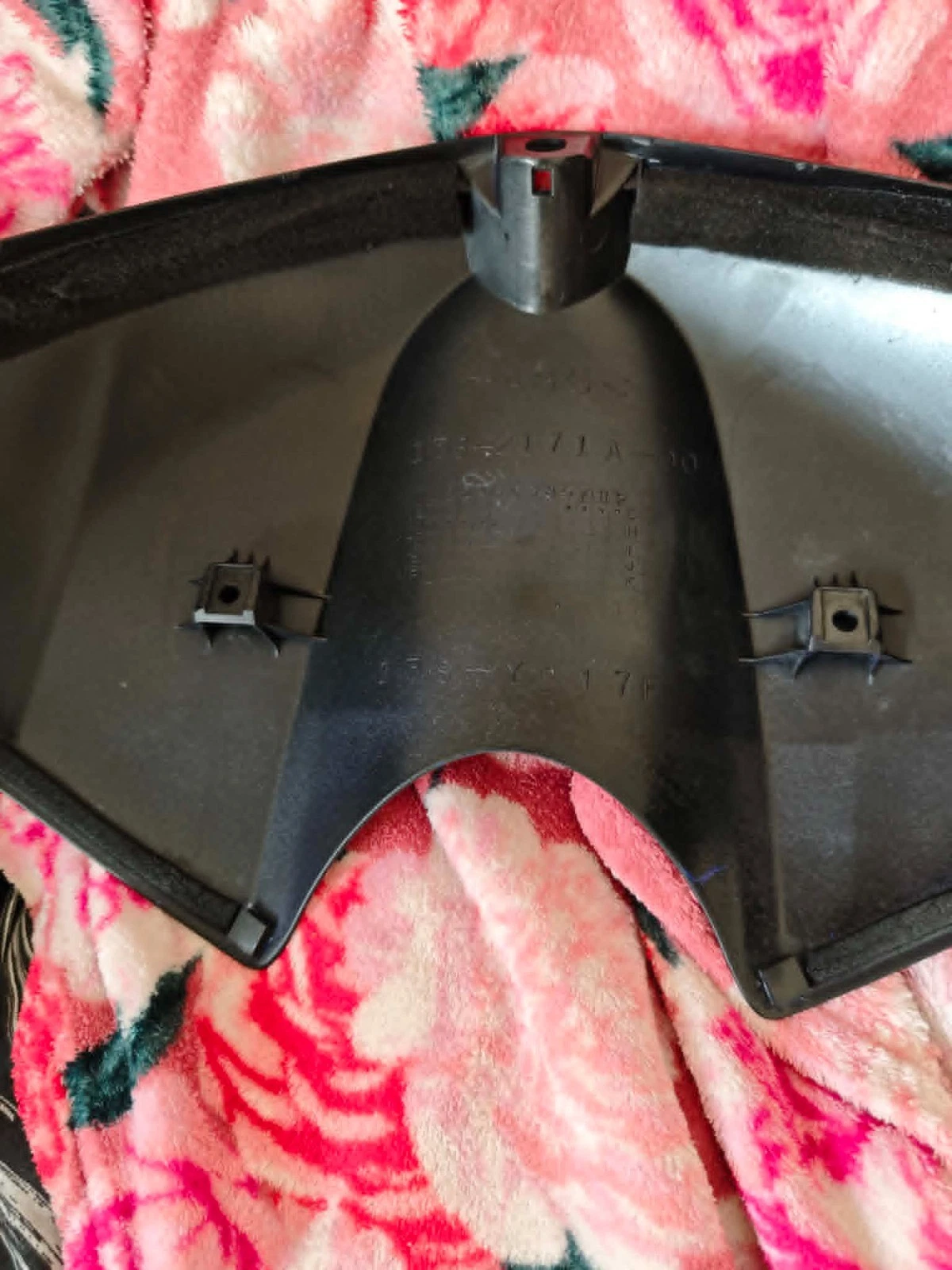 GENUINE OEM ORIGINAL R6 FAIRING TANK COVER 2008-2016 13S-2171A-00 13S2171A BLACK - Image 7