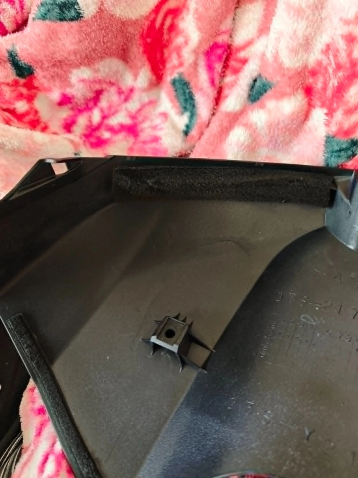 GENUINE OEM ORIGINAL R6 FAIRING TANK COVER 2008-2016 13S-2171A-00 13S2171A BLACK - Image 8