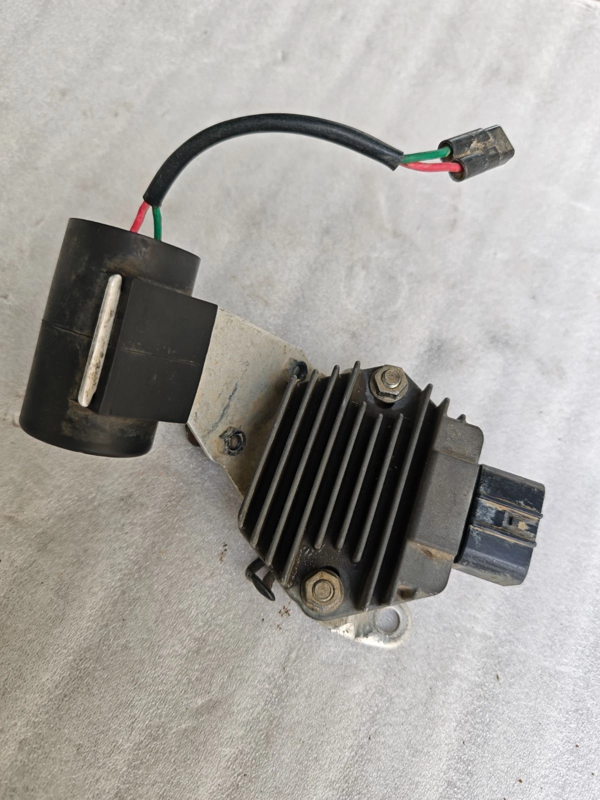 HONDA CRF 450 2009-2012 IGNITION CONDENSER + RECTIFIER REGULATOR 31600-MEY-671