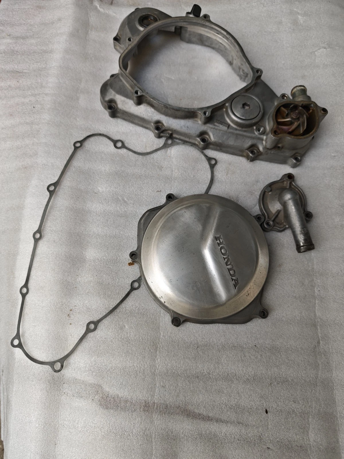 HONDA CRF 450 CRANKCASE COVER + WATERPUMP 11351-MEY-A30 11331-MEY-670 POLISHED - Image 3
